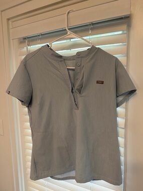 Figs light blue scrub set!